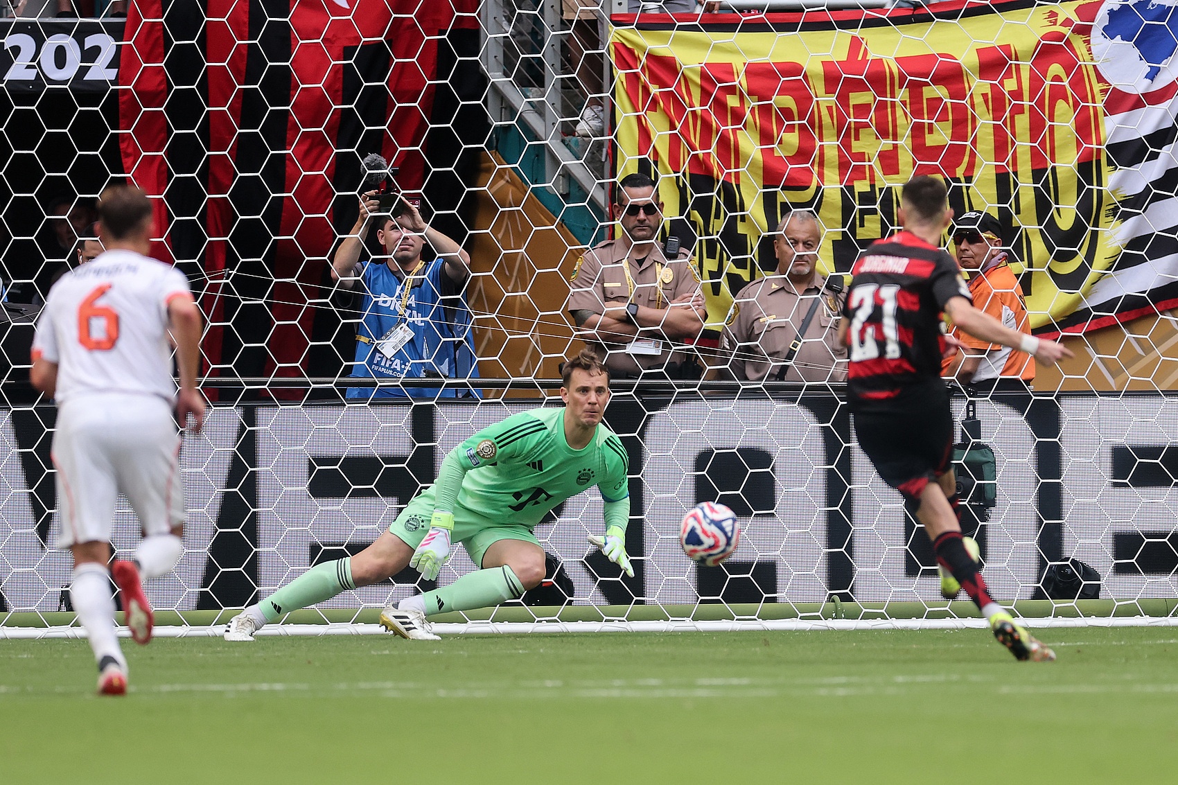 巨大的變化！ IFAB認為修改罰球規則：將罰球踢作為死球 而進攻方無法彌補射門！